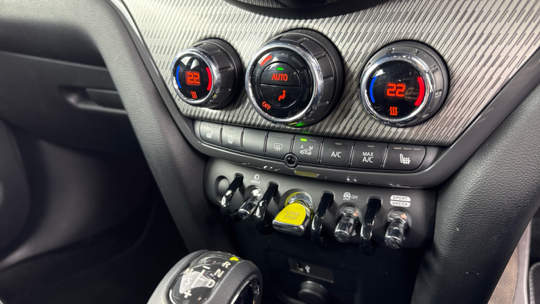 MINI Countryman 1.5 Cooper S E Exclusive Prem ALL4 PHEV 5dr Auto Hatchback